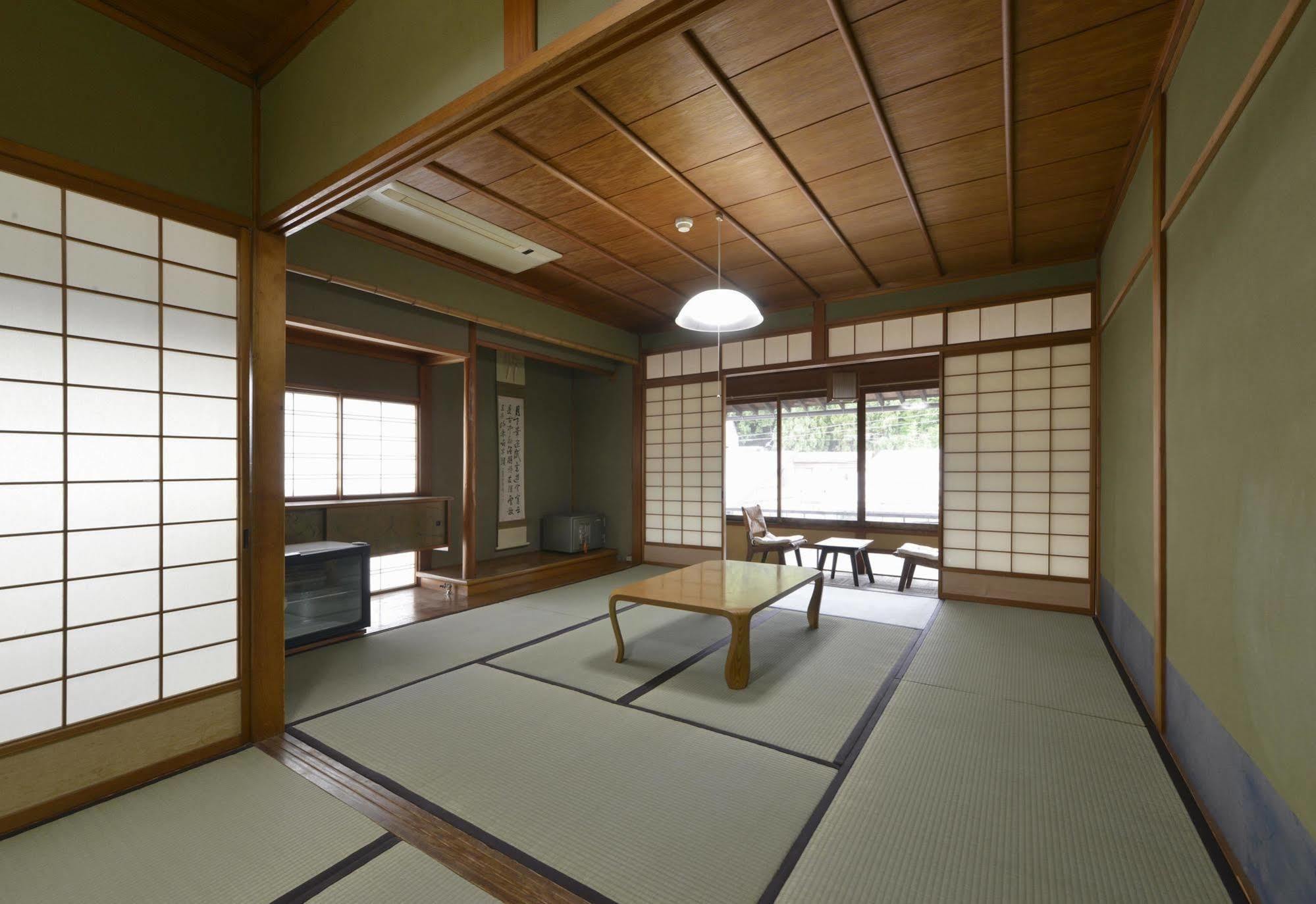 Zen Hostel Yamanouchi  Eksteriør billede