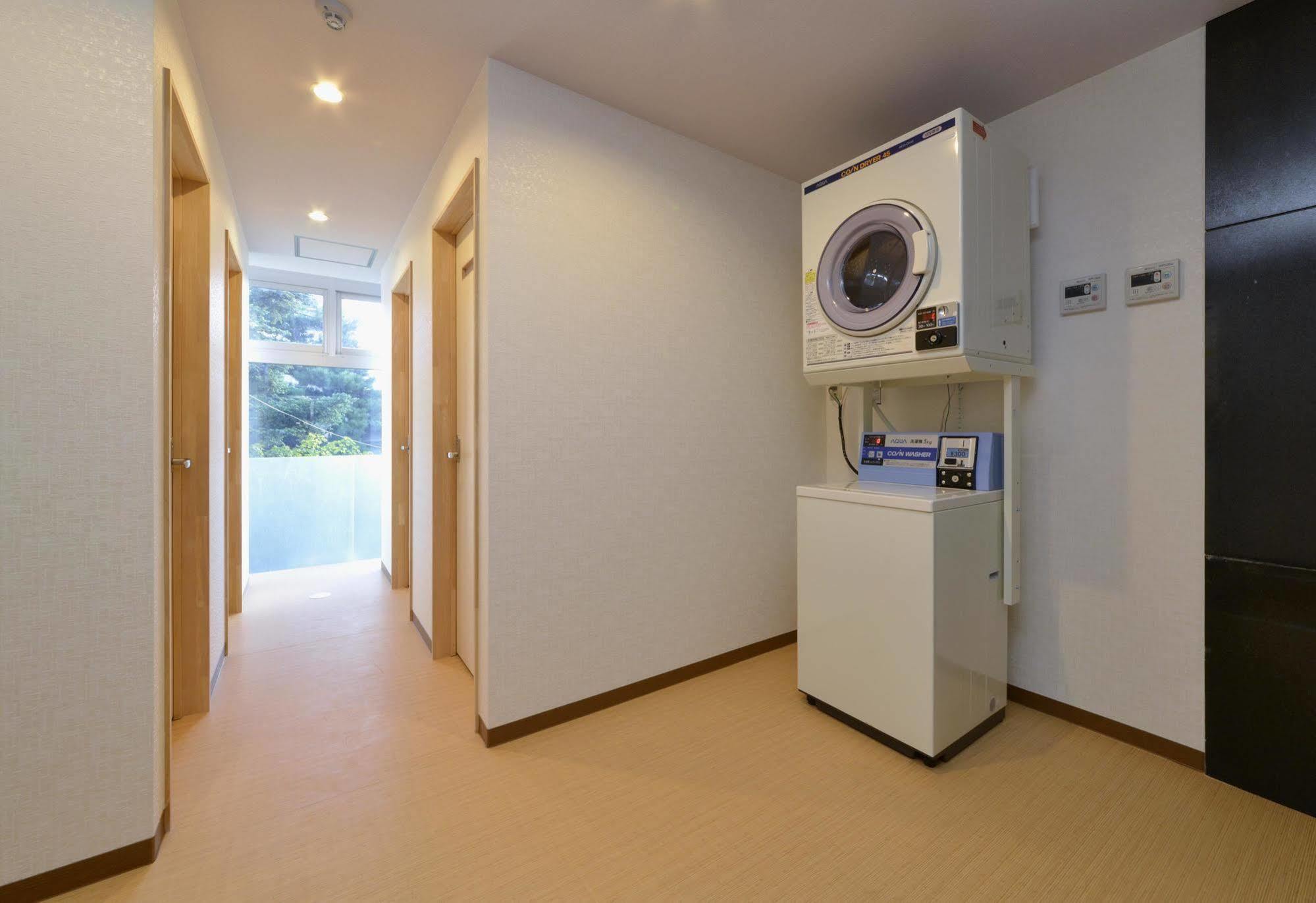 Zen Hostel Yamanouchi  Eksteriør billede