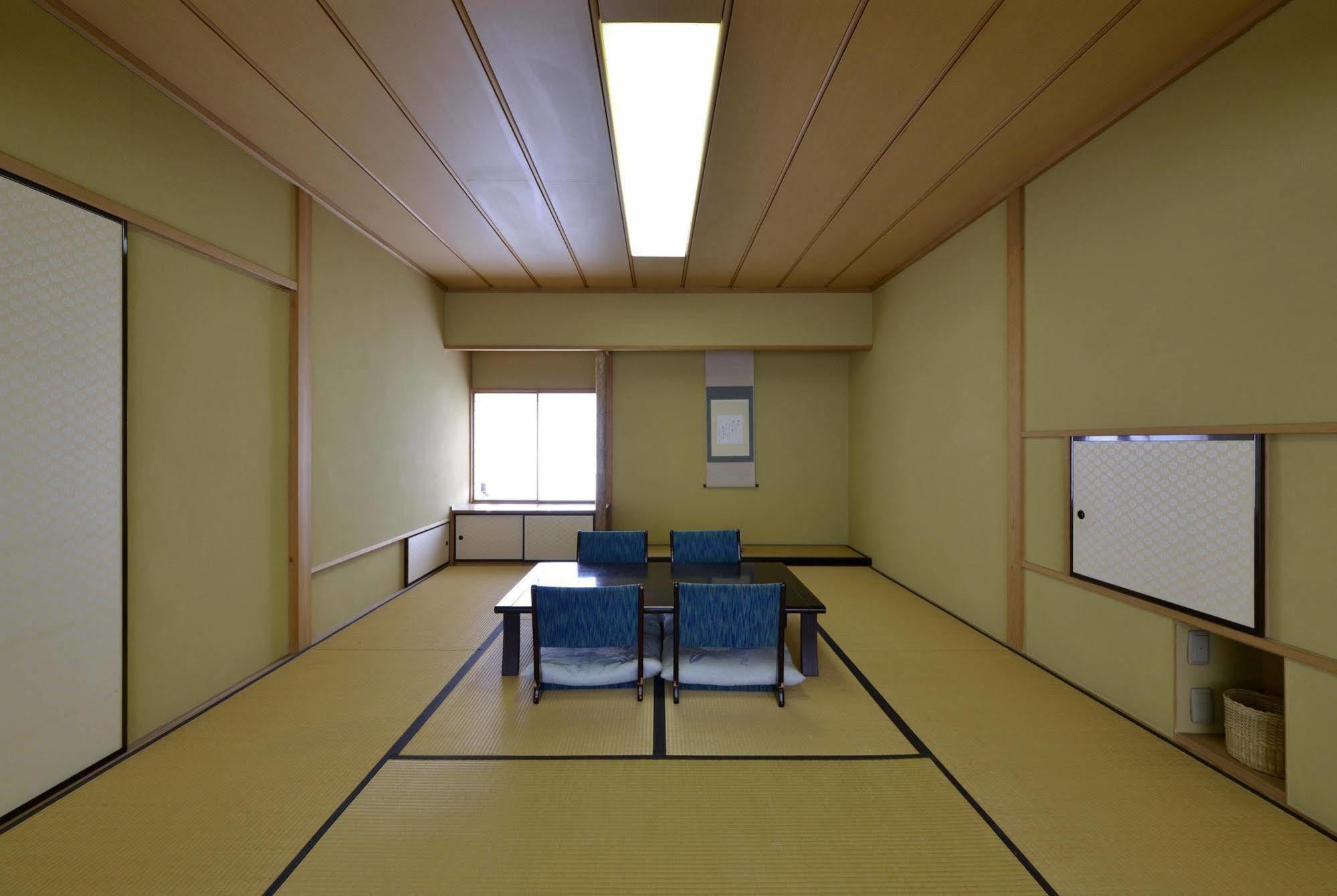 Zen Hostel Yamanouchi  Eksteriør billede
