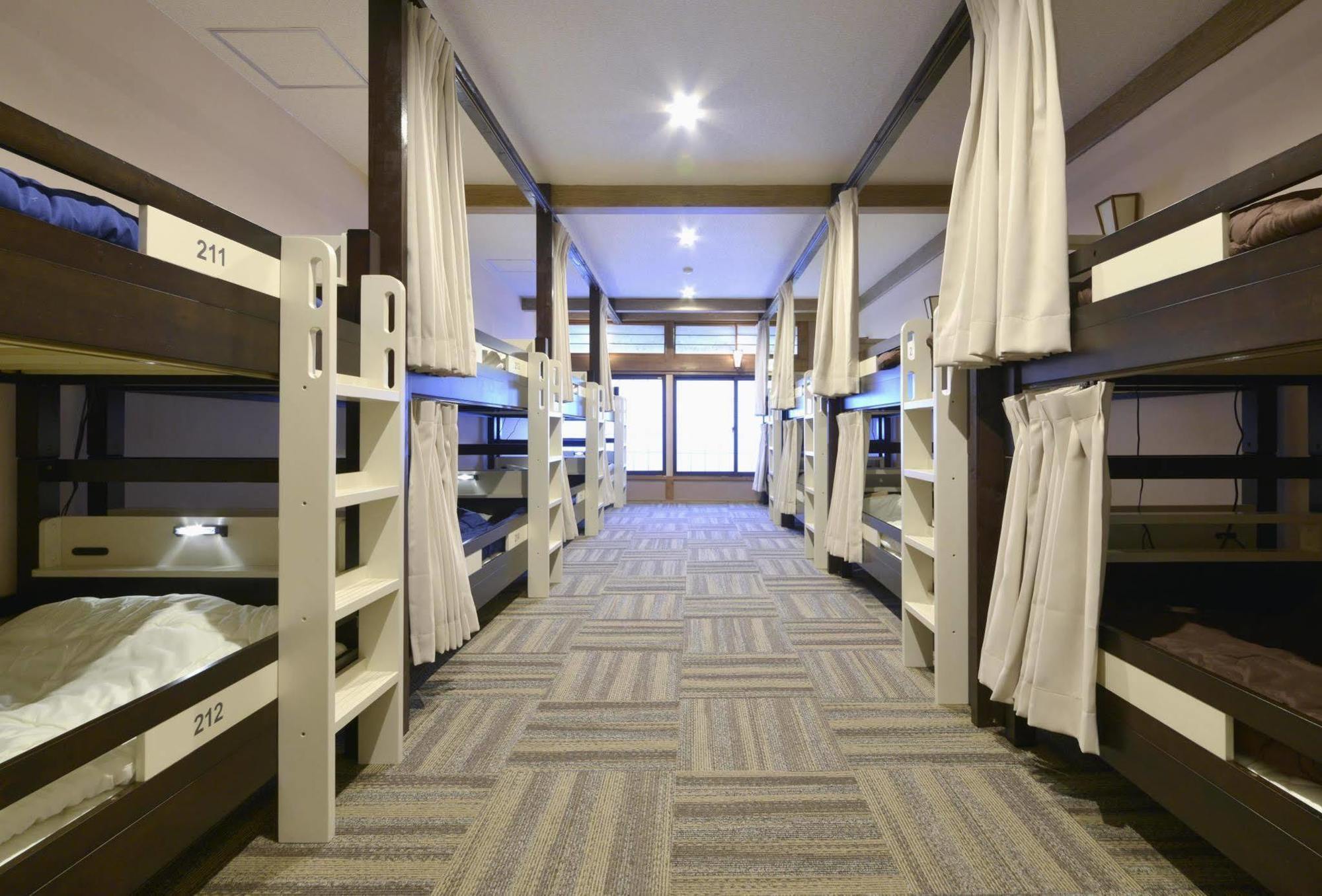 Zen Hostel Yamanouchi  Eksteriør billede
