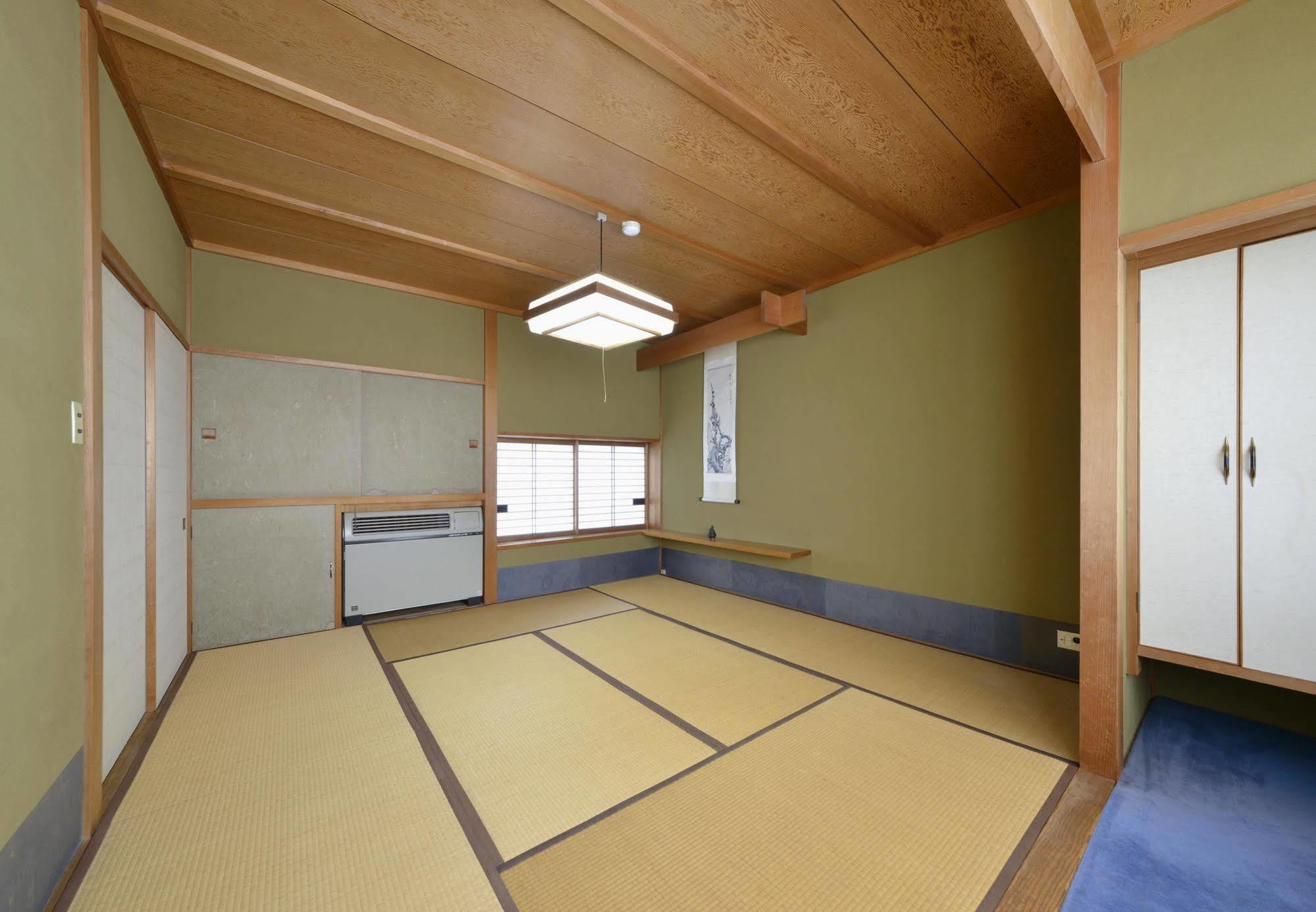 Zen Hostel Yamanouchi  Eksteriør billede