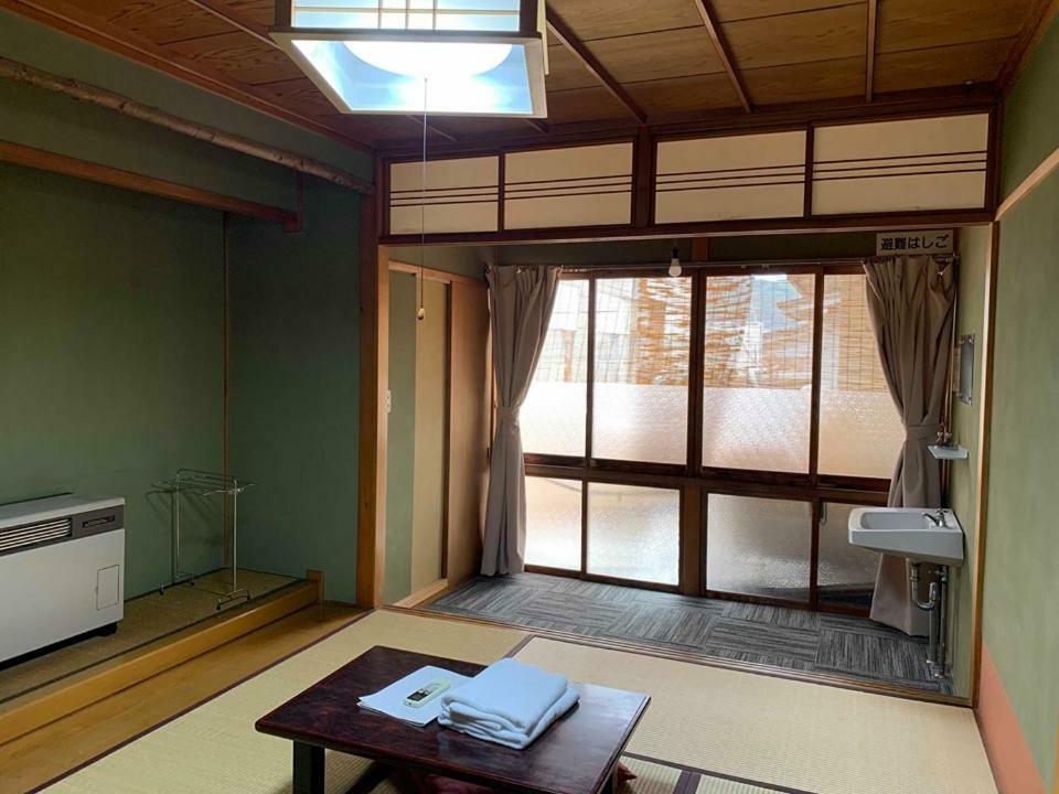 Zen Hostel Yamanouchi  Eksteriør billede